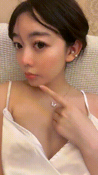 【傲慢和尚】推荐~ ! 美乳校花~美到炸裂~道具自慰~害我狂撸~【3V】