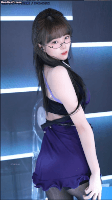 【抖音 小白甜】腿控福利 极品美腿又长又直 油光黑丝 热舞【21V】