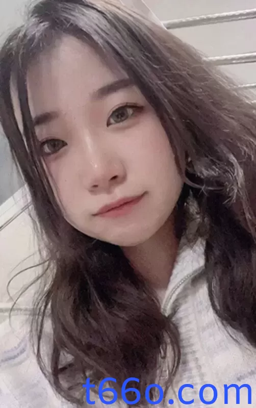 【极品反差婊】探探里约到自己的高中朋友约出来一顿狂艹大白天车内撸管车震吃鸡十分刺激2