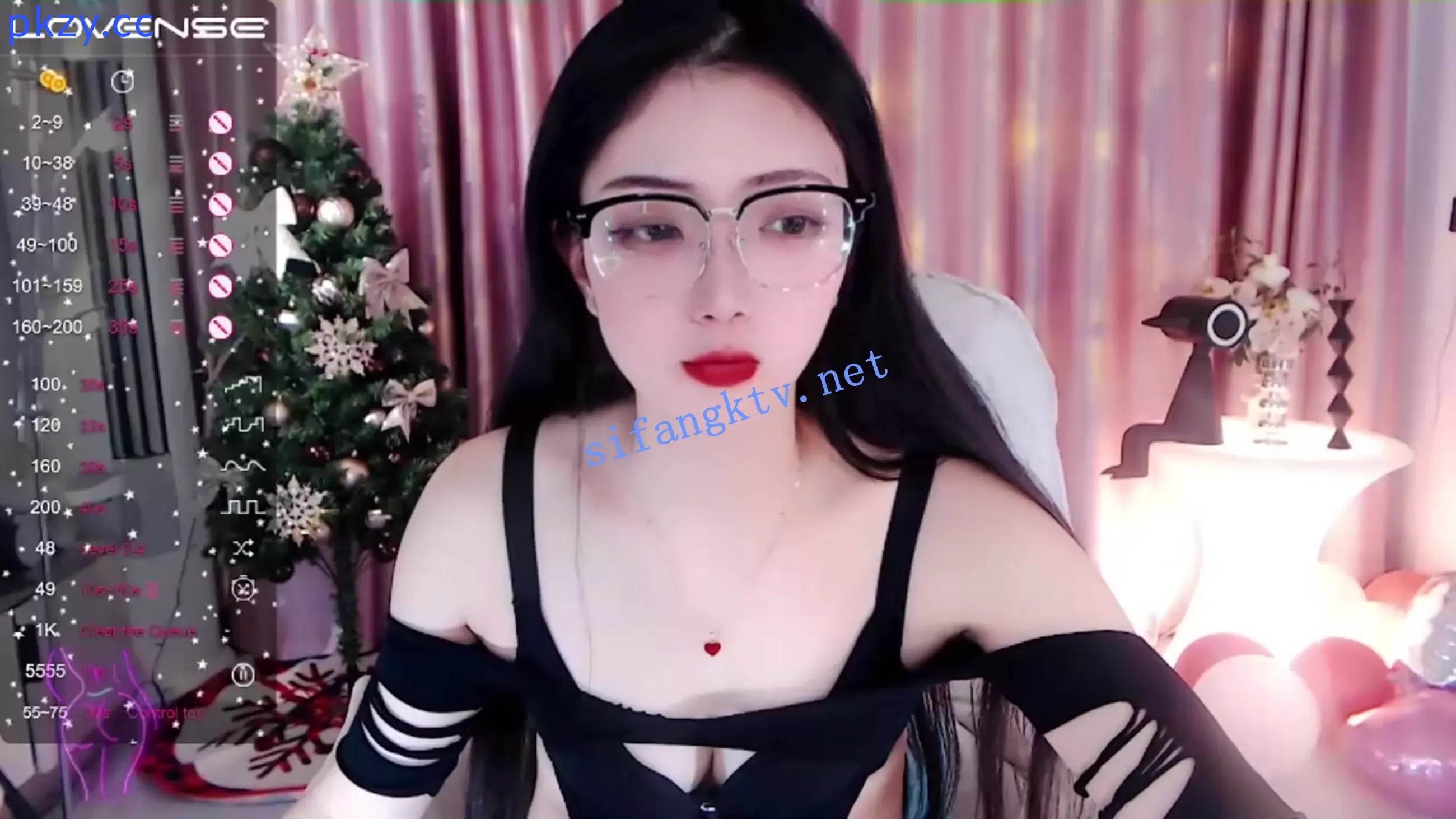 【LOVE-Juan520】美女带着闺蜜一起直播，各种自慰大秀【6V】