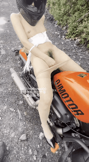 【金秘书】身材高挑极品淫妻~户外露出合集【195V+639P】