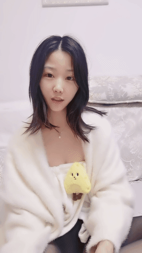 清纯校花【优质女友安娜】道具狂插白浆直流~肛门大喷水~【3V】