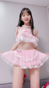 【小公主驾到】清纯小学妹! 裸舞~抠穴道具自慰~白浆直流! 【4V】