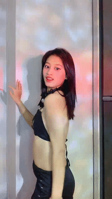 【刚满十八】在校幼齿姐妹~尺度打开！双道具自慰~骚裸舞【5V】