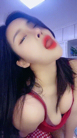 【极品】快手女神（女神果果吖）最新私拍【22V】