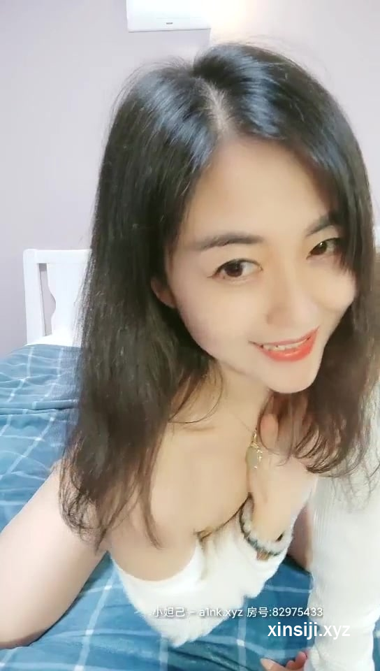 小妲己【夜吻】道具自慰~好骚好美！【15V】