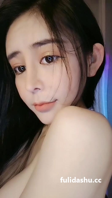 半糖 美腿蜜臀尤物【空乘馨馨/呀小豆豆】性感极品颜值爆美身材诱惑激情满点【111V】